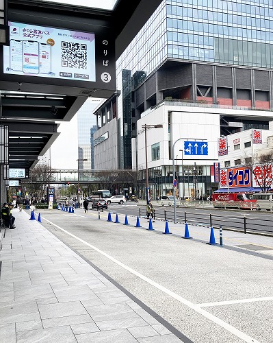 JR大阪駅からヨドバシ梅田タワー前バスターミナルへの行き方